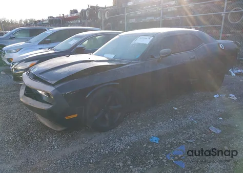 2013 Dodge Challenger Sxt z USA, uszkodzony, nr VIN 2C3CDYAG2DH651888